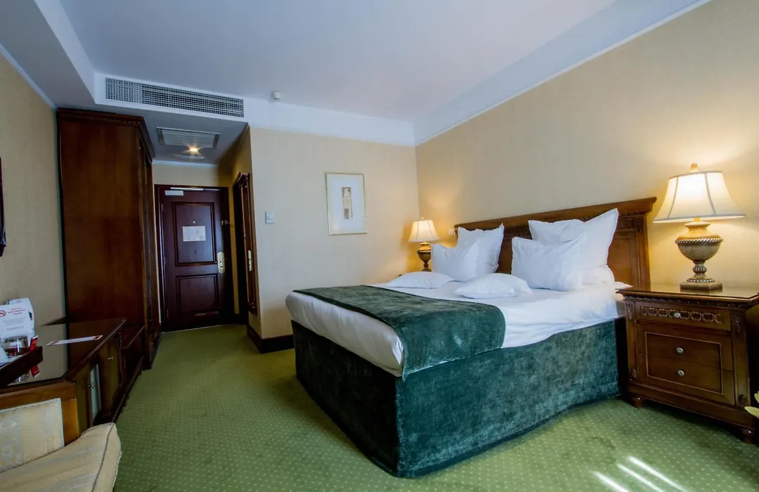 Hotel Hp Tower One Brasov-1