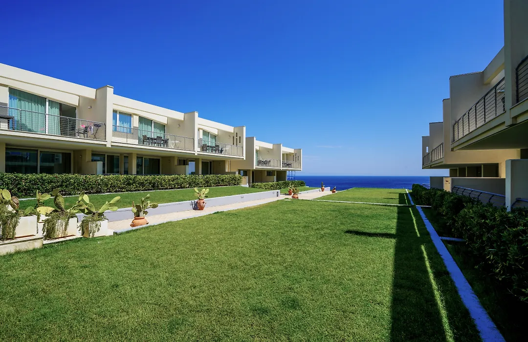 19 Summer Suites-1