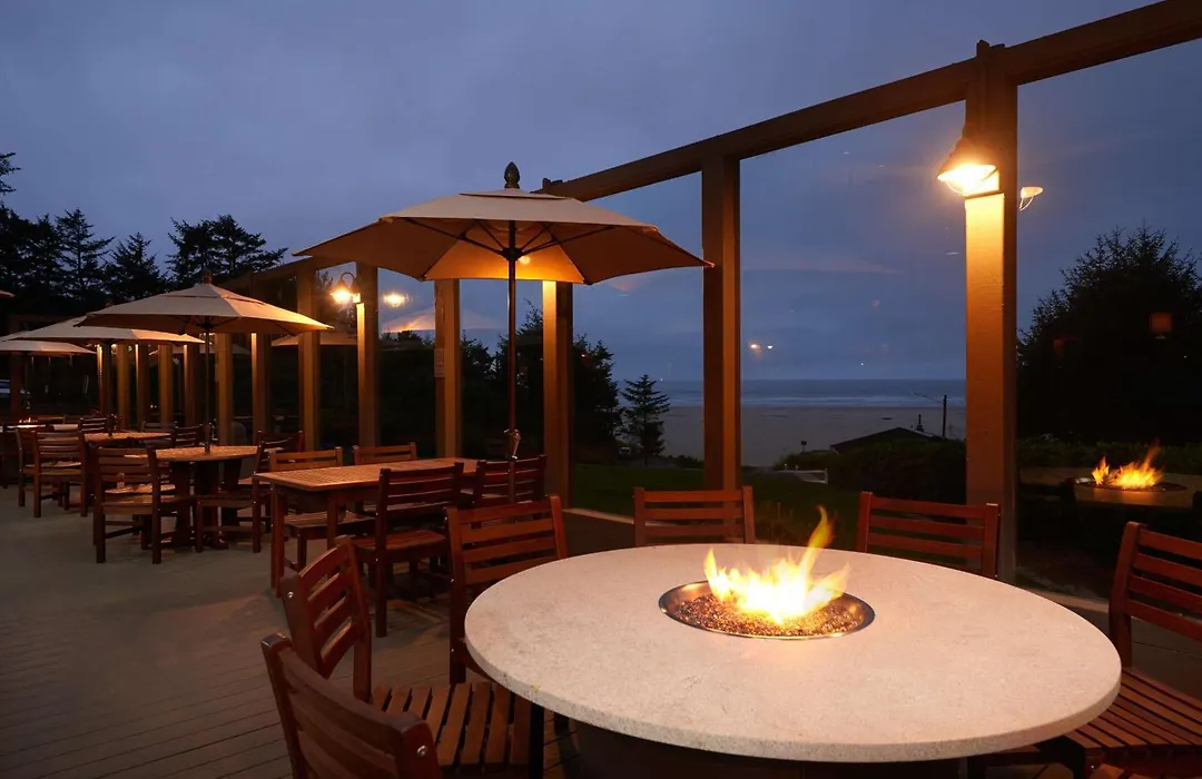 Best Western Plus Agate Beach Inn-1