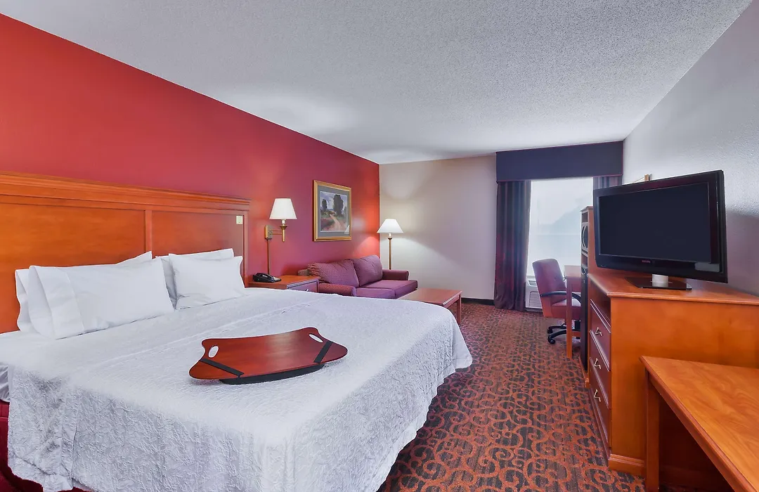 Hampton Inn Marion-1