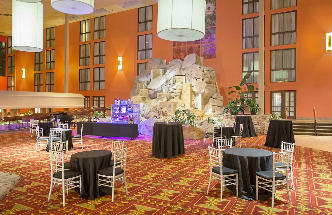Crowne Plaza Denver Airport Convention Ctr-1