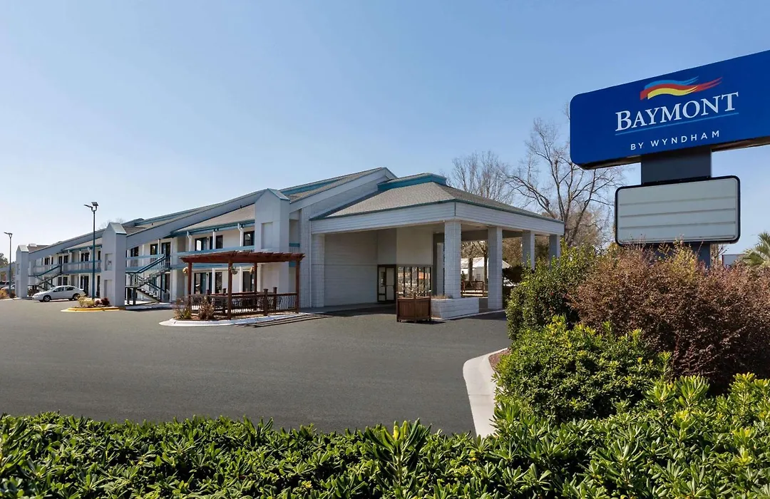 Baymont By Wyndham Wilmington-1