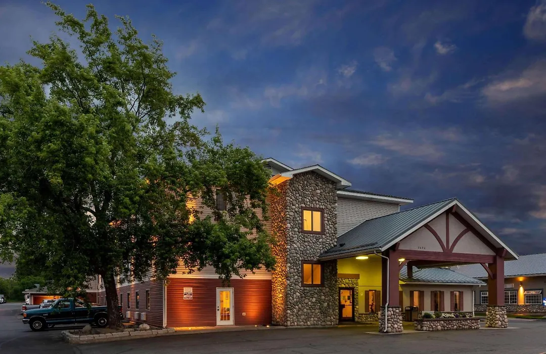 Super 8 By Wyndham Spokane Valley-1