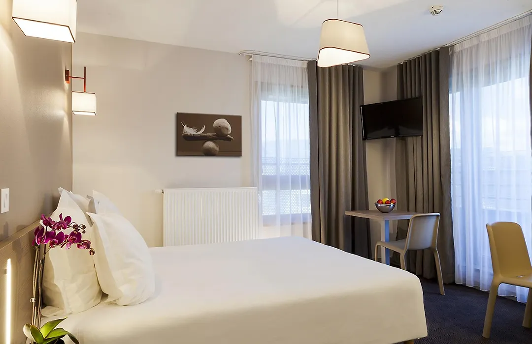 Nehô Suites Porte de Genève-1