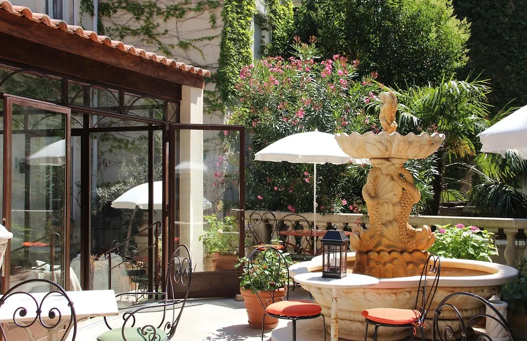 The Originals Boutique, Hôtel du Parc, Cavaillon (Inter-Hotel)-1