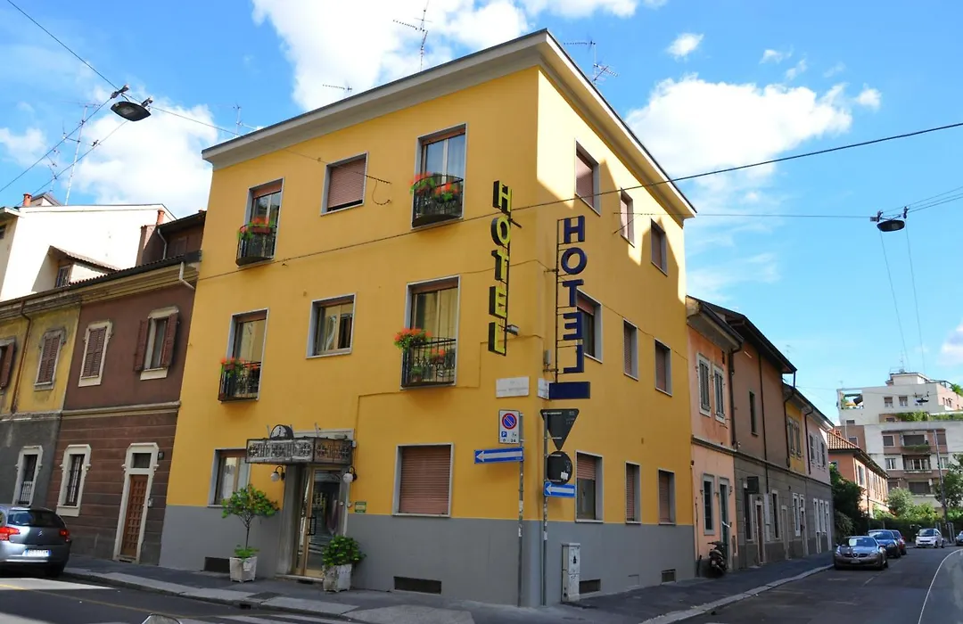 Hotel Dover-1