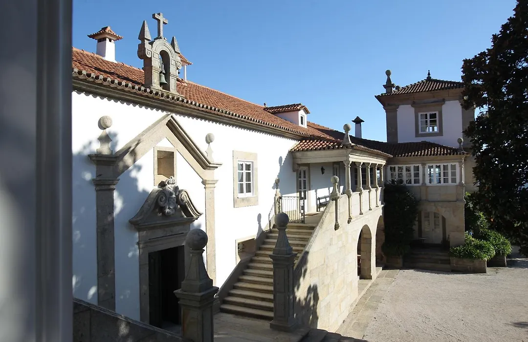 Paço de Calheiros - Turismo de Habitação-1
