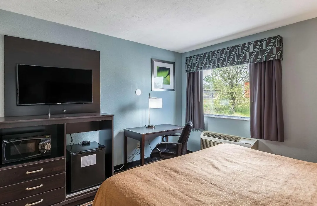 Rodeway Inn Ludington-1
