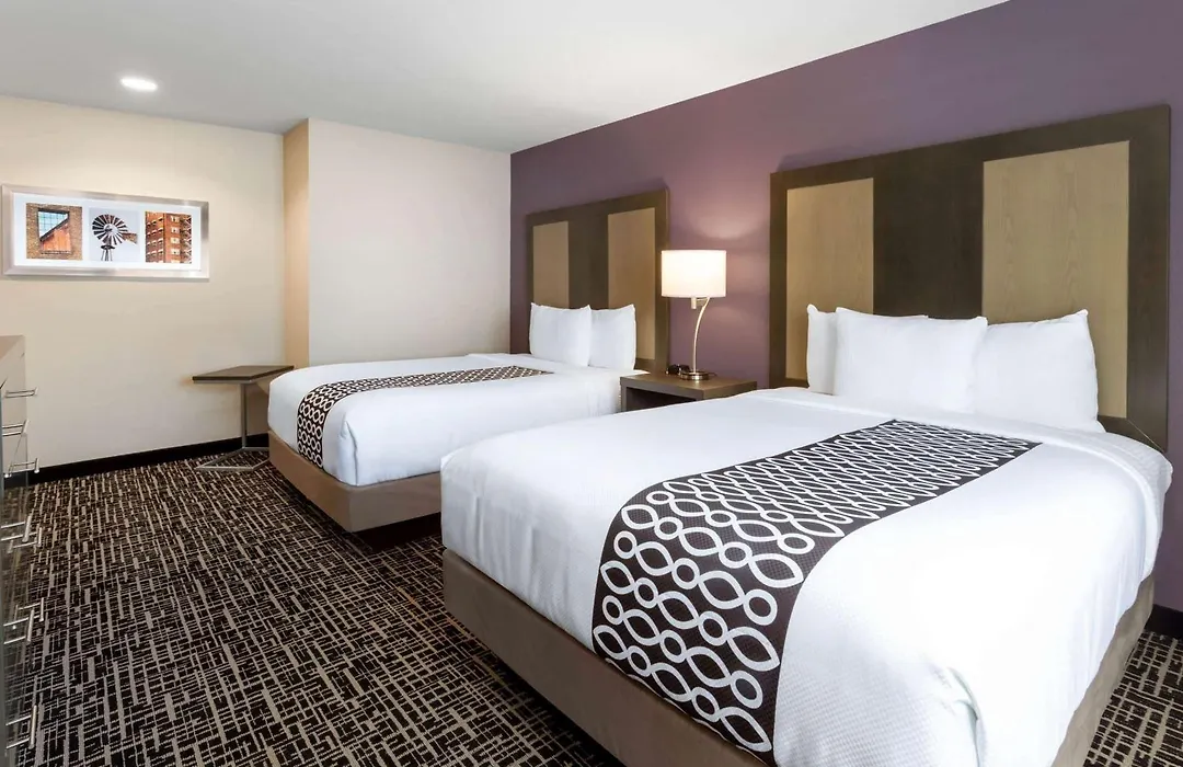 La Quinta By Wyndham Wichita Airport-1