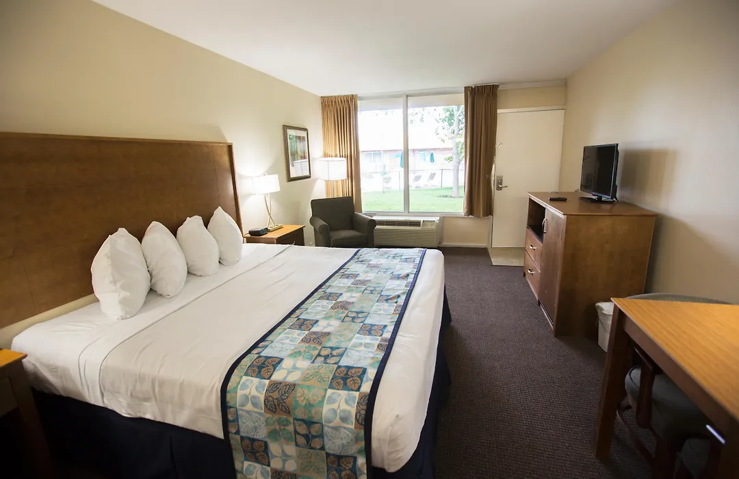 Red Lion Inn & Suites Branson-1