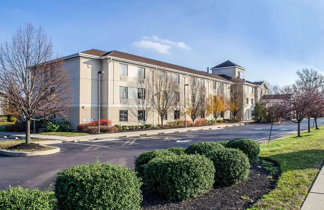 Sleep Inn & Suites Bensalem-1