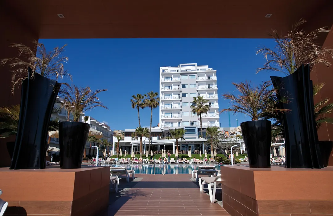Hotel Riu Palace Nautilus - Adults Only-1