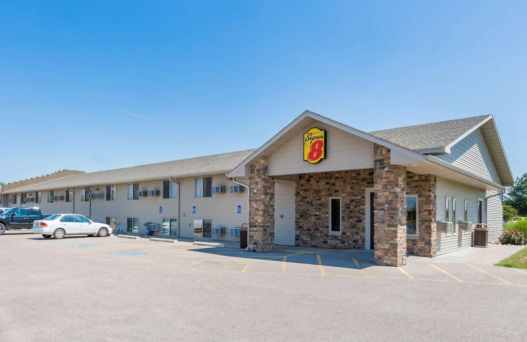 Super 8 By Wyndham Kearney-1