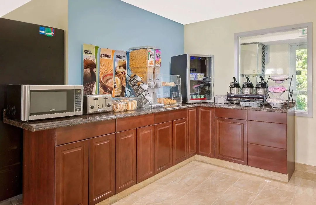 Microtel Inn & Suites By Wyndham Hagerstown By I-81-1