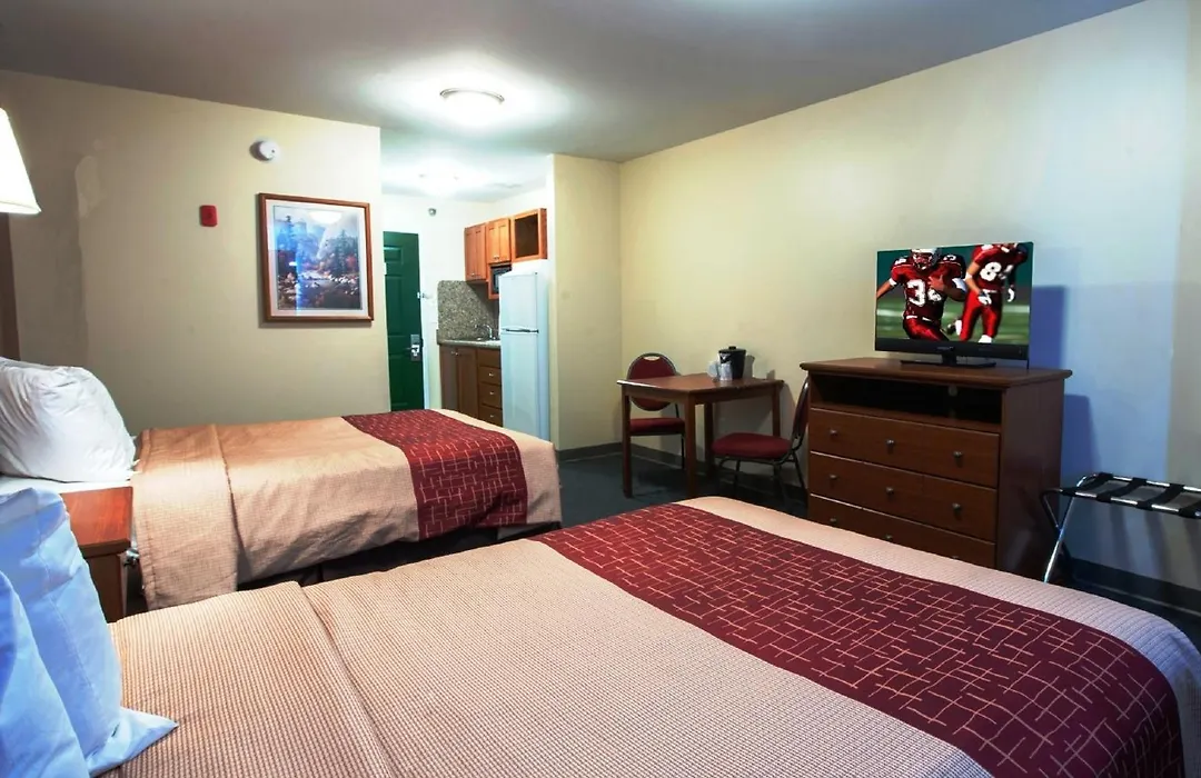 Red Roof Inn & Suites Dickinson-1