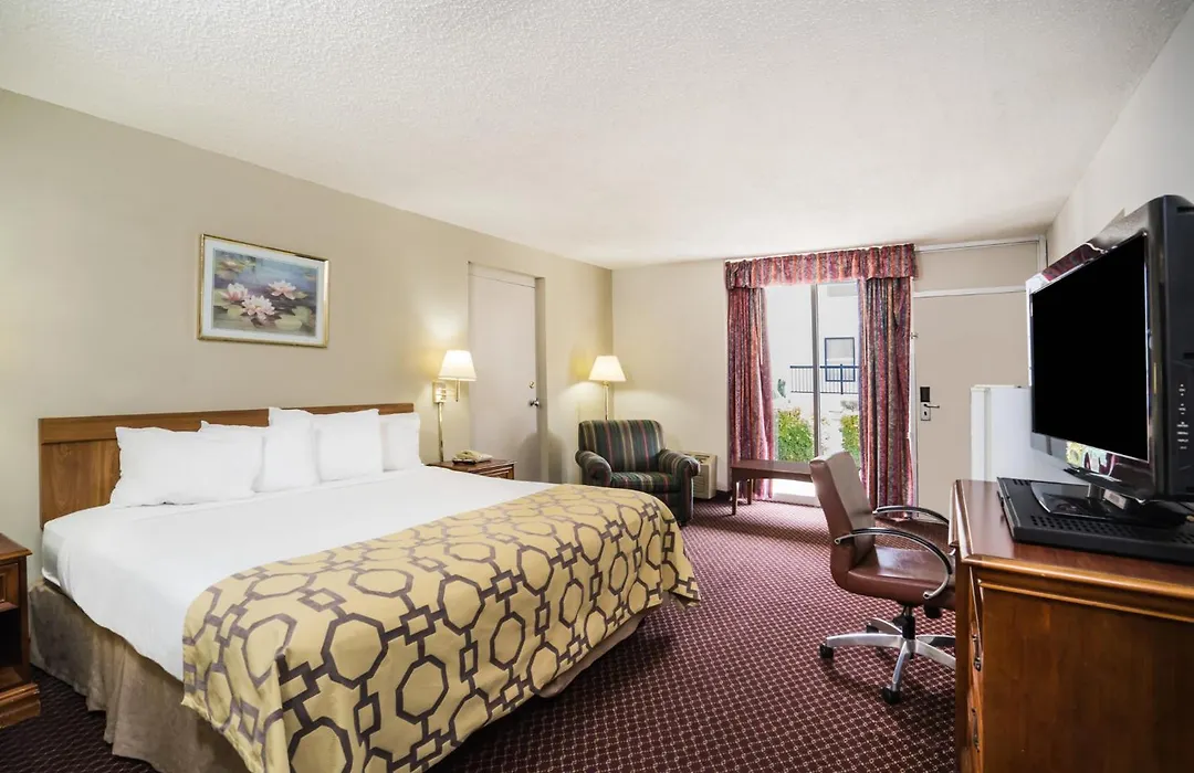 Baymont By Wyndham Johnson City-1