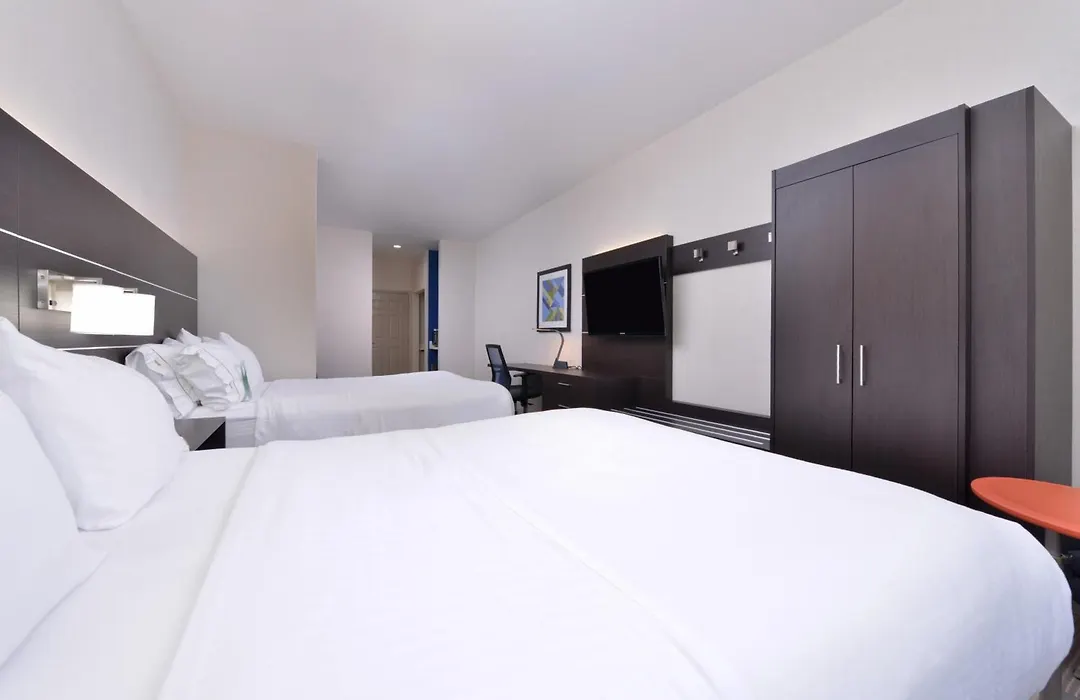 Holiday Inn Express Mystic By Ihg-1