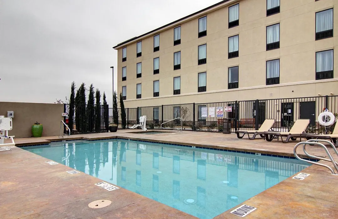 Comfort Suites Carlsbad-1