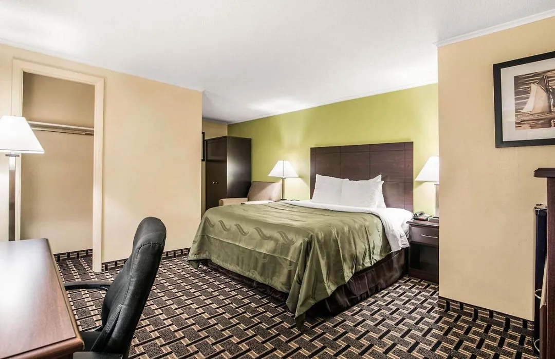 Quality Inn Barre-Montpelier-1