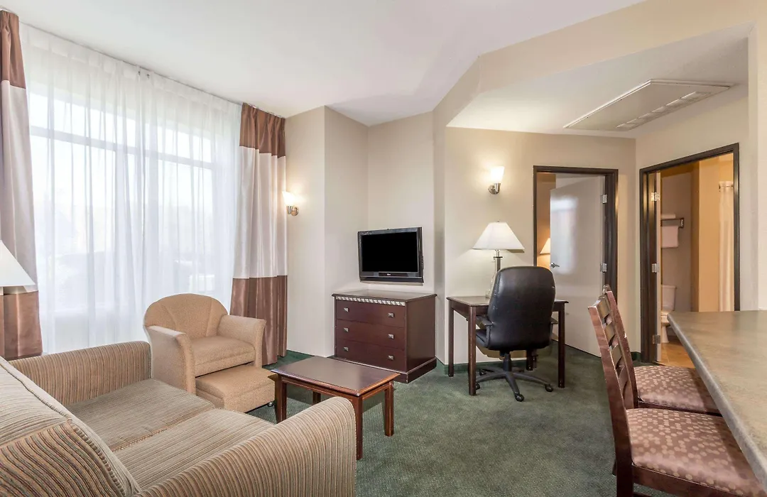Hawthorn Suites By Wyndham Chandler-1