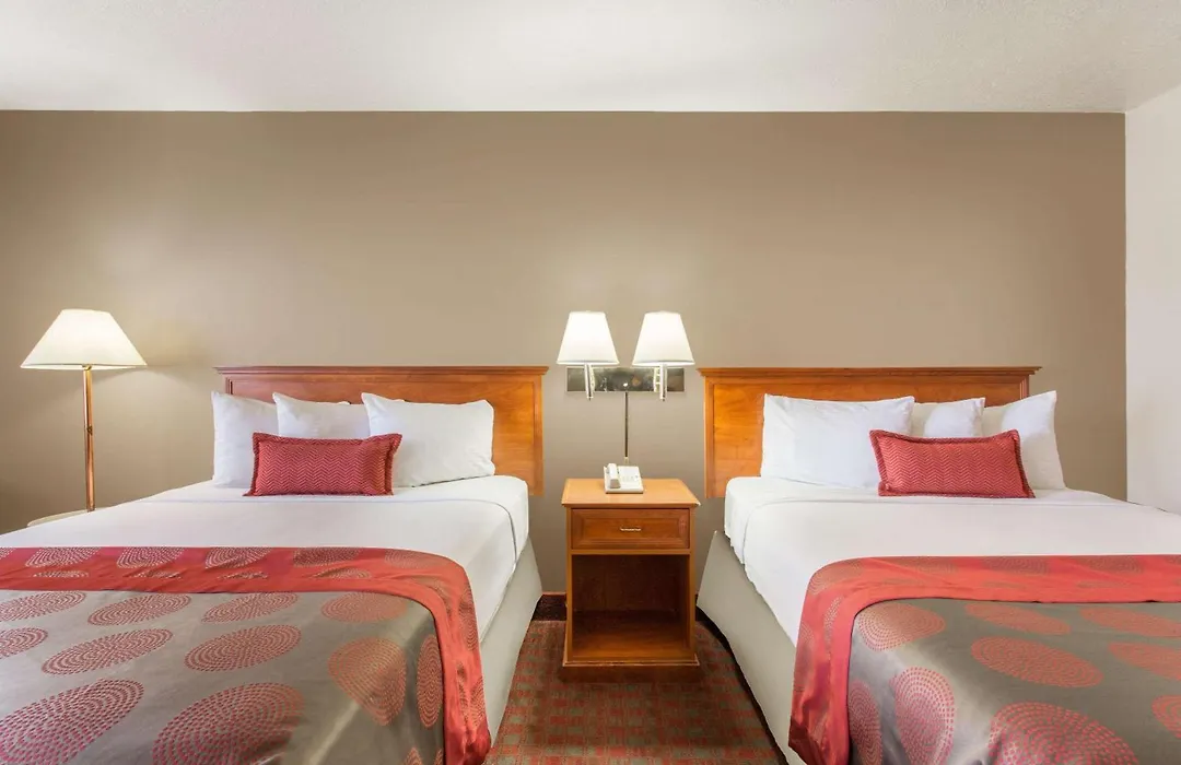 Ramada By Wyndham St George-1