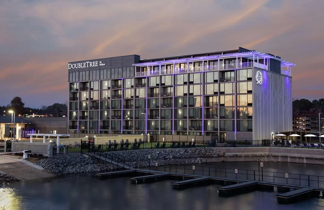 Doubletree By Hilton Hot Springs-1