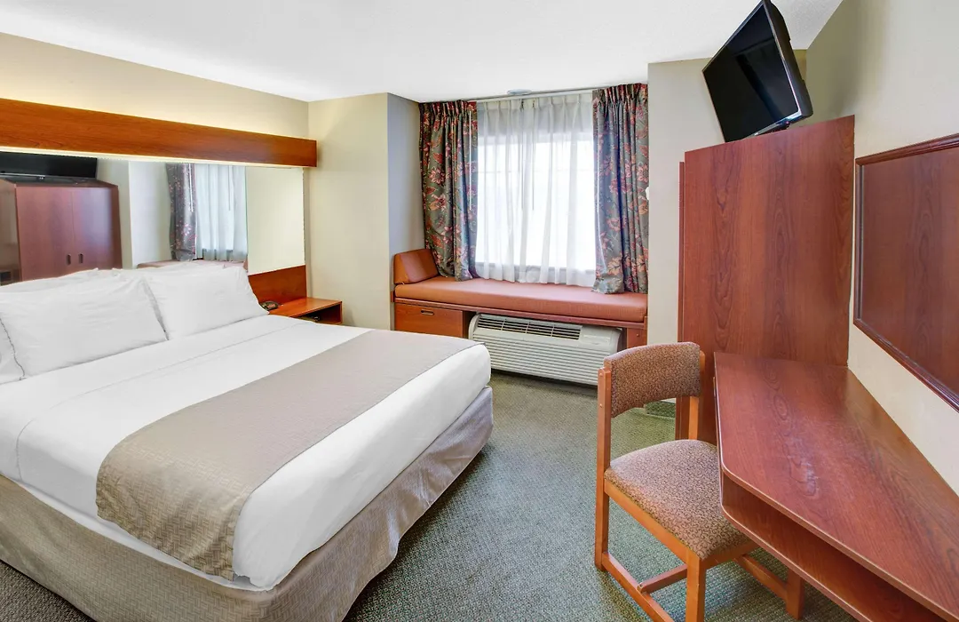 Microtel Inn & Suites By Wyndham Hattiesburg-1
