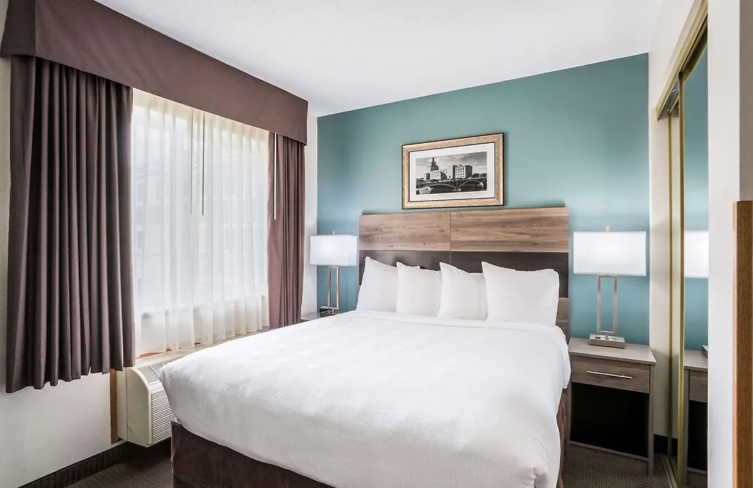 Mainstay Suites Cedar Rapids North - Marion-1
