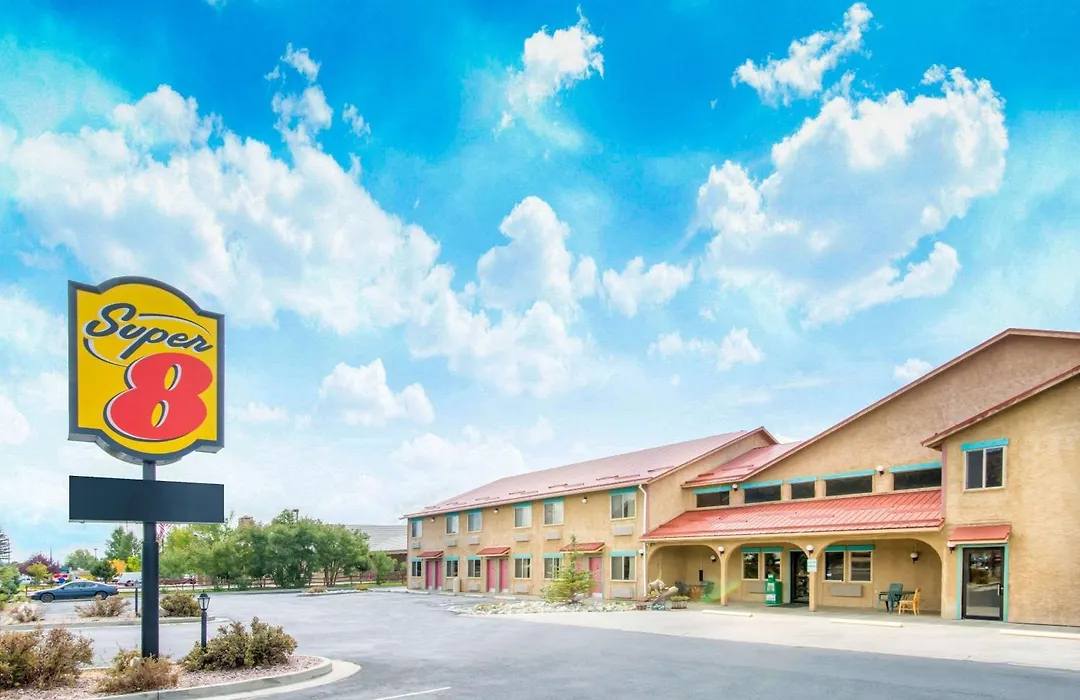 Super 8 By Wyndham Buena Vista-1