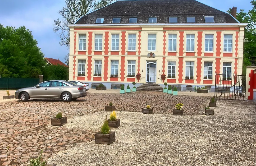 Chateau de Moulin le Comte-1