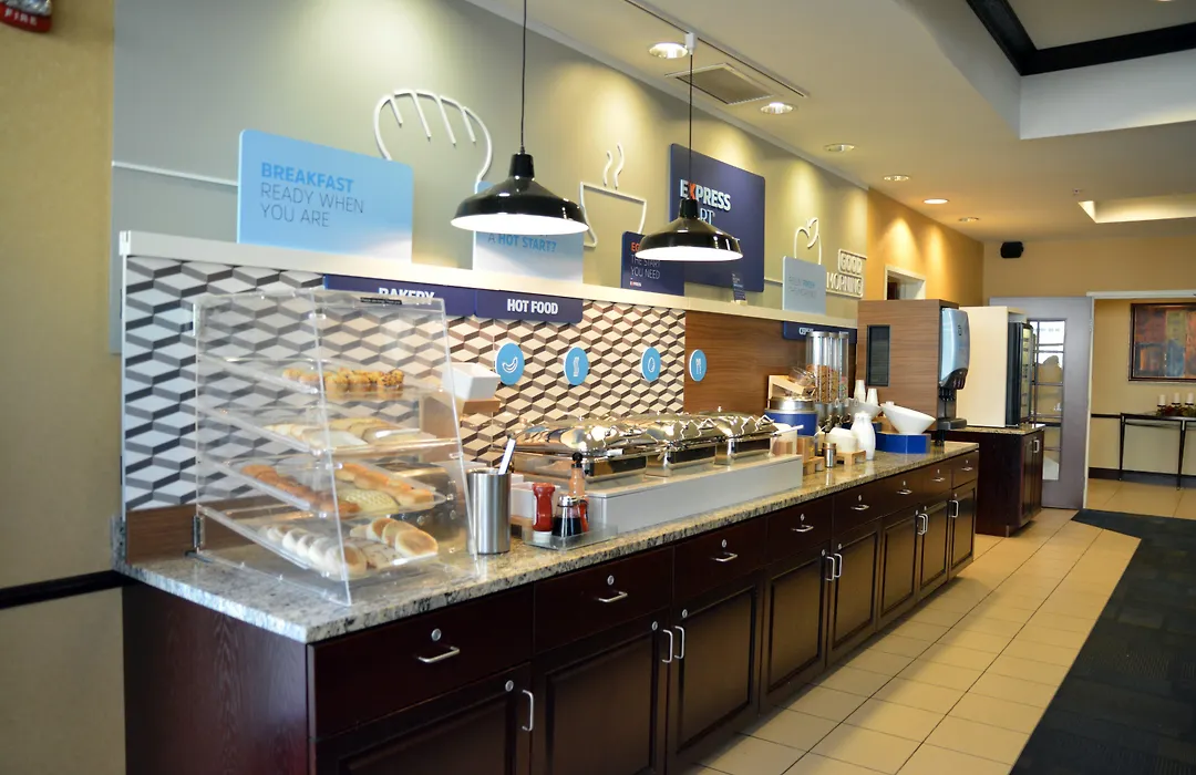 Home2 Suites By Hilton Youngstown-1