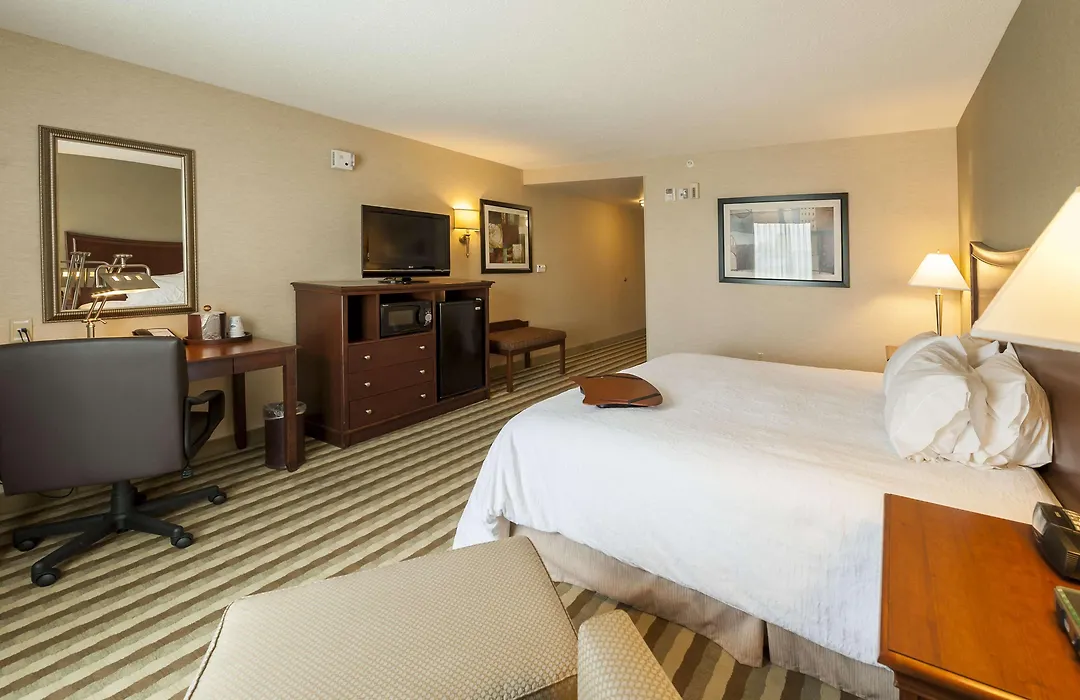 Hampton Inn Presque Isle-1