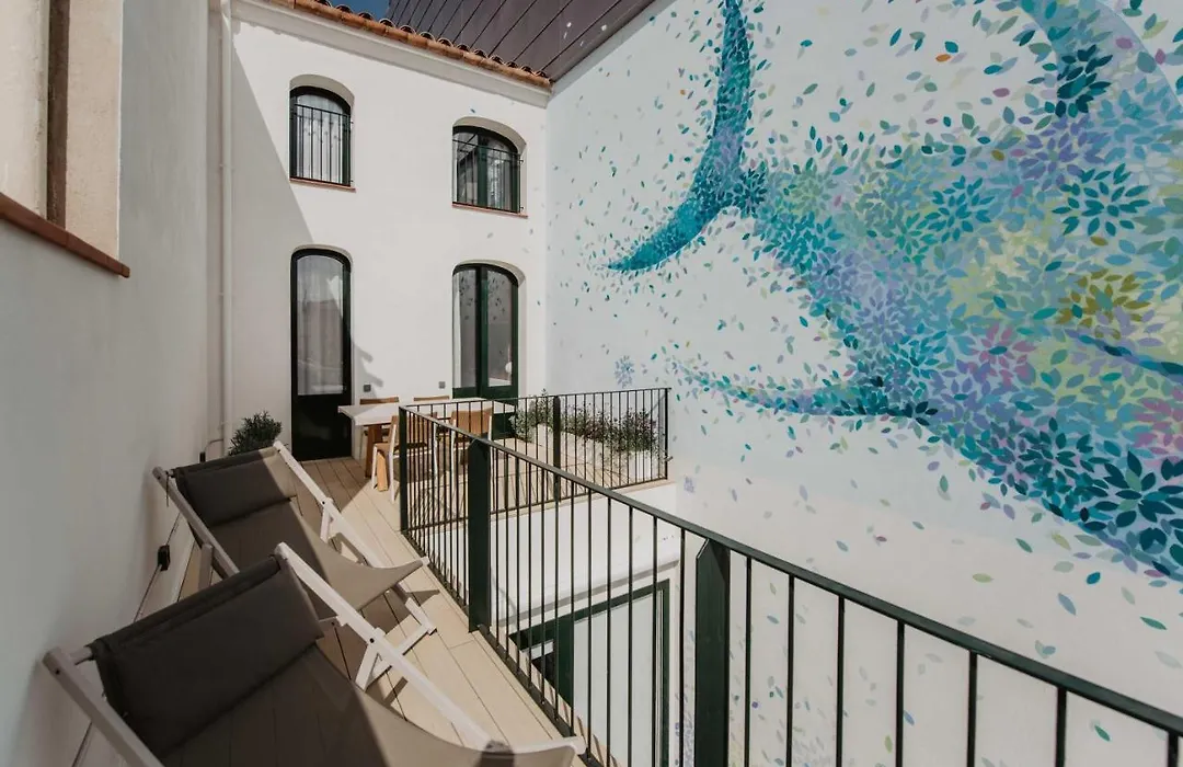 Petit Luxe Volta-1