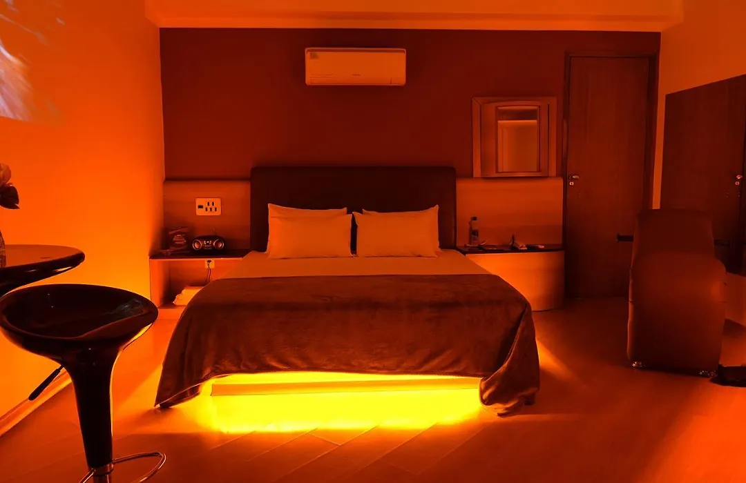 Wmotel-1