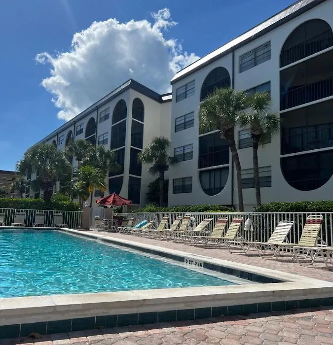 Knot A Care Remodeled Direct Water Access Condo With Ocean And Pool Views Now Sleeps Six-1