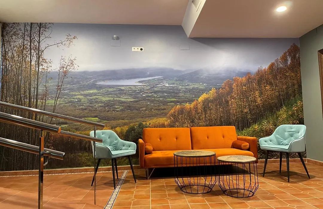 Hostal El Griel NO DISPONEMOS DE RECEPCIÓN FÍSICA-1
