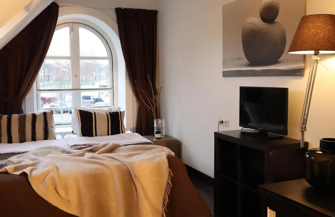 Bar-Bistro-Hotel DOK-1