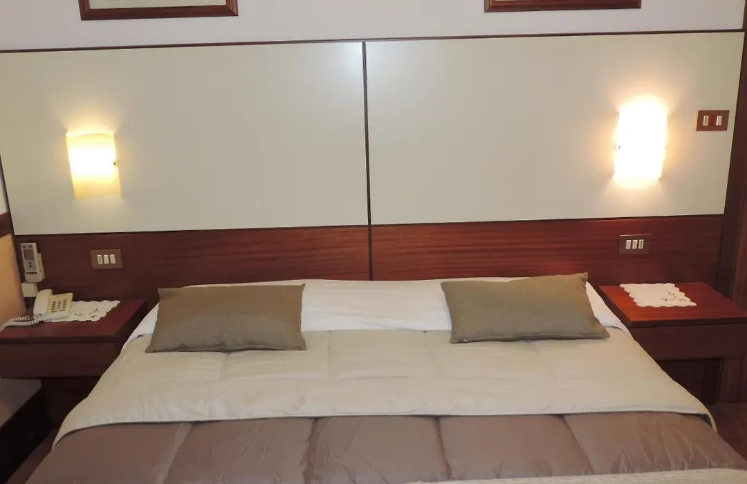 Hotel Signa-1