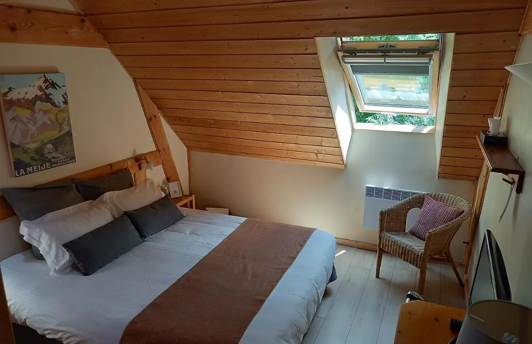 Hotel Auberge Edelweiss-1