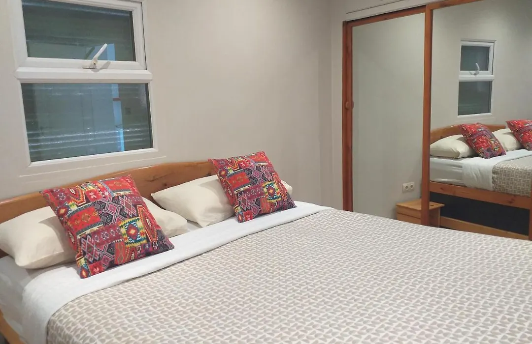 Malaga Ensuites City Centre-1