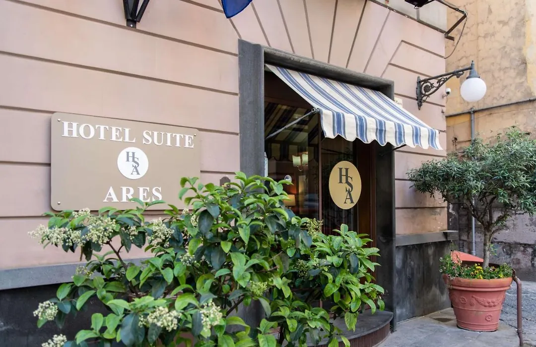 Hotel Suite Ares-1