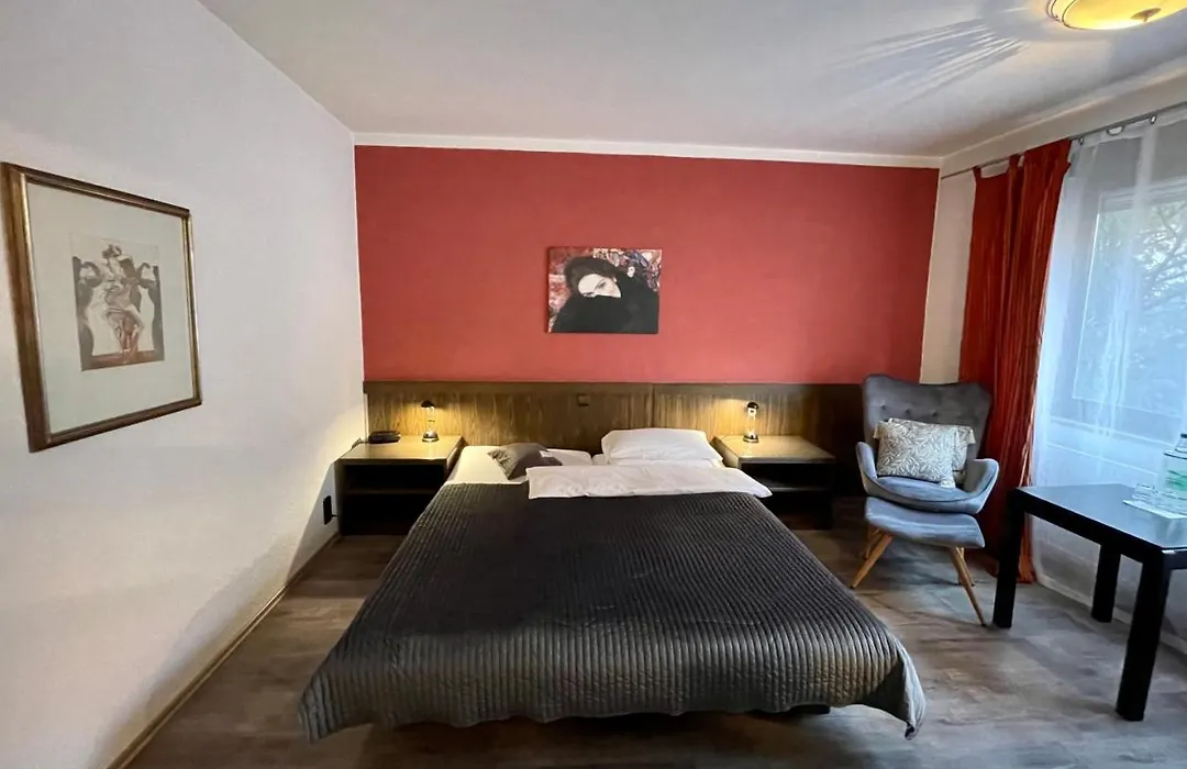 Hotel Brunnenhof-1