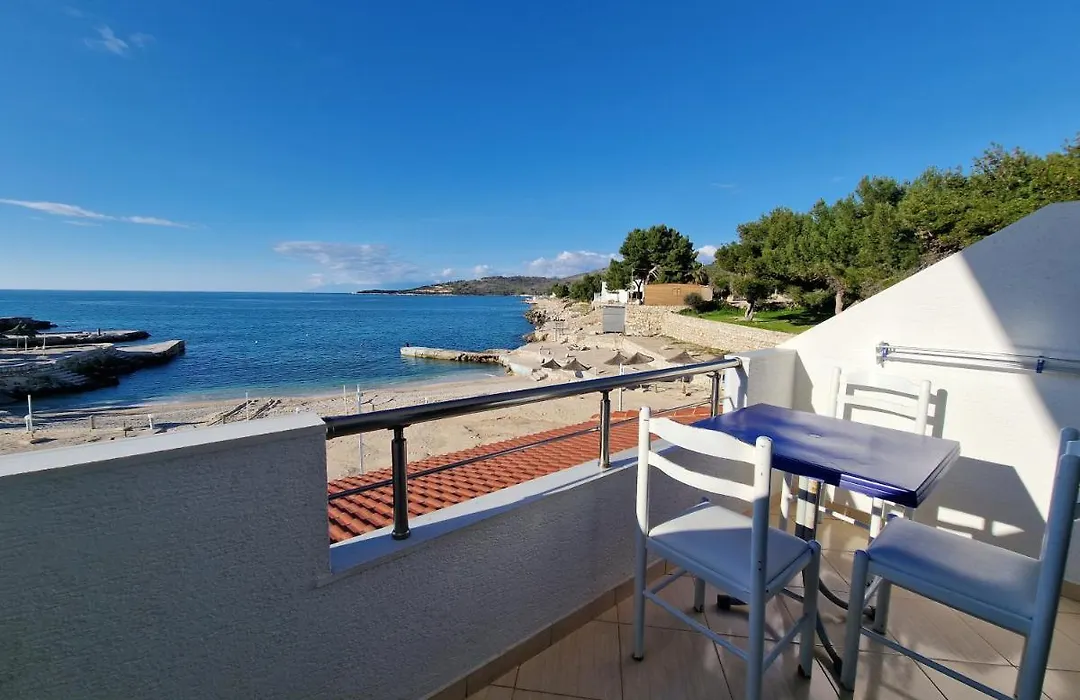 Hotel Artur-1