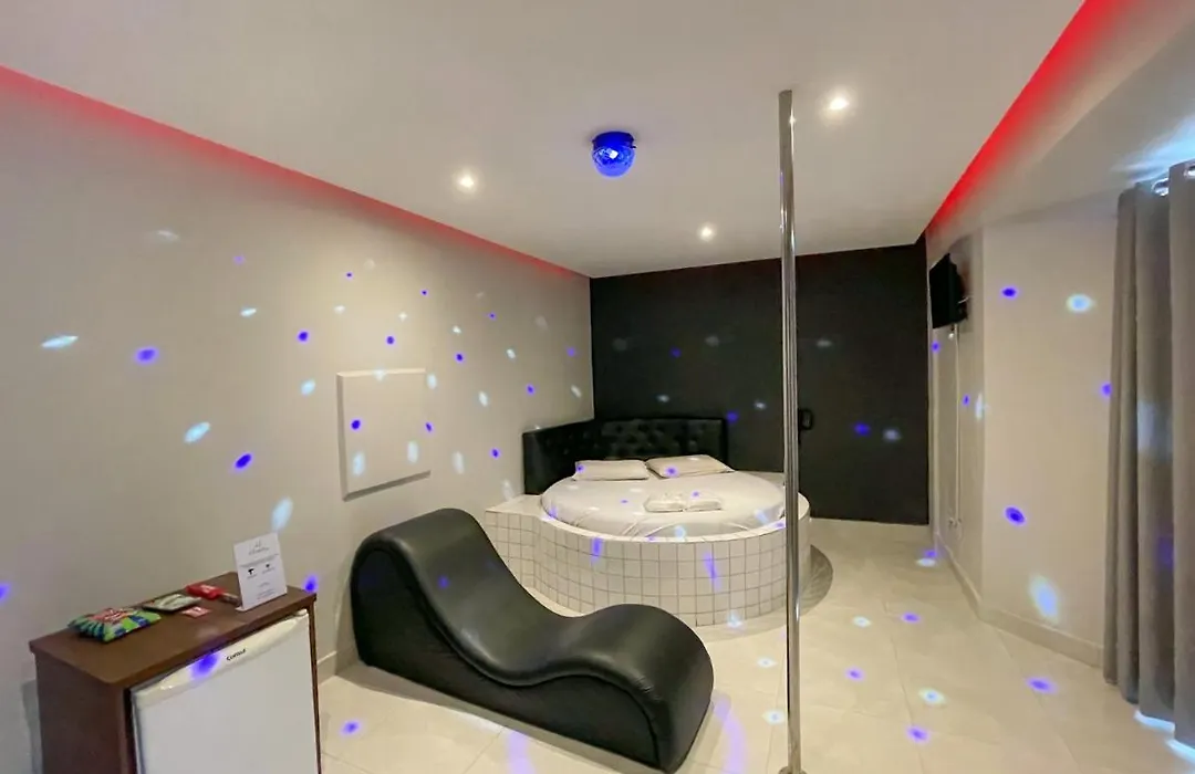 Motel Gold-1