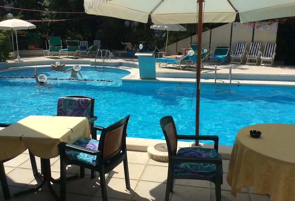 Hotel Vienna Touring-1