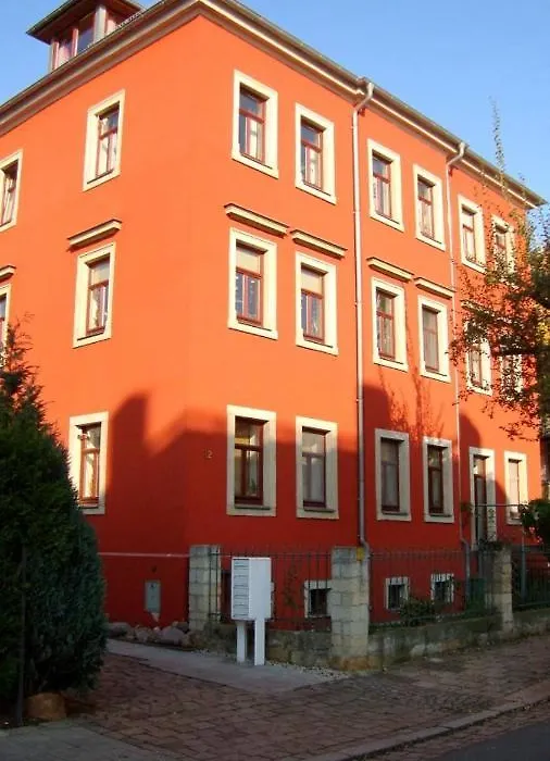Art Apartments-1