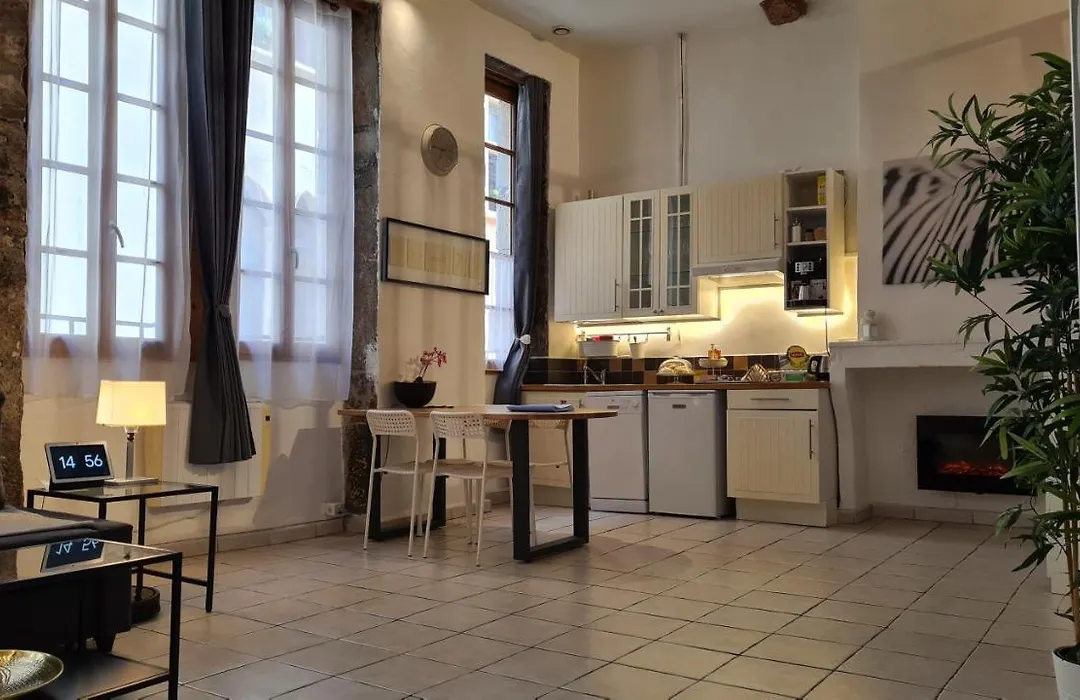 Loge Du Vieux Lyon-1