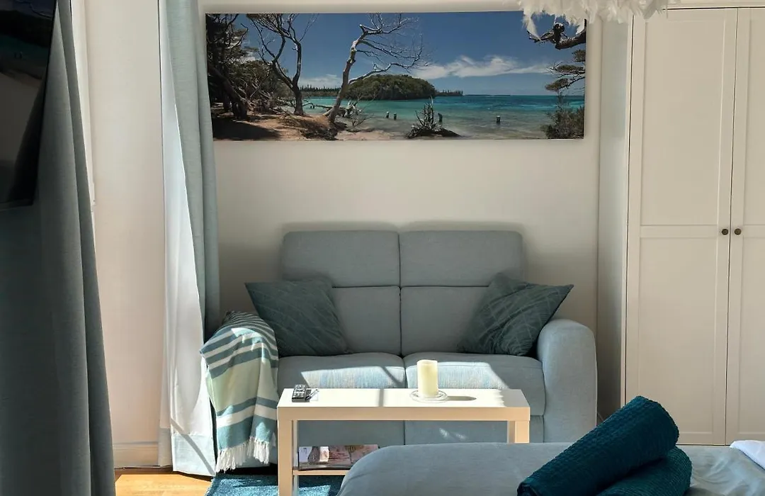 Ferienzimmer Suhrer Seeblick-1