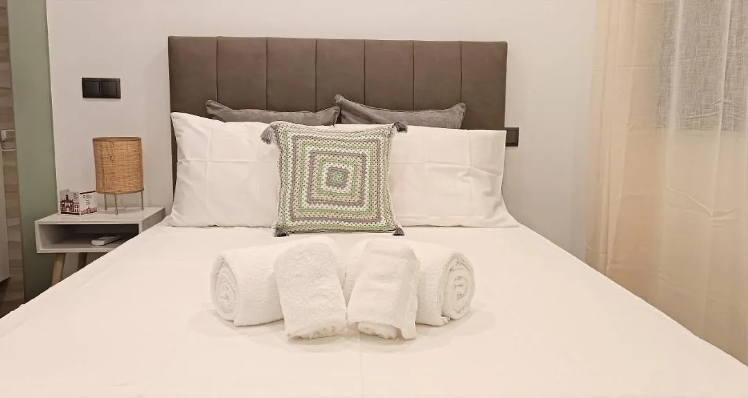 Faro Comfy Ensuite Guest House-1