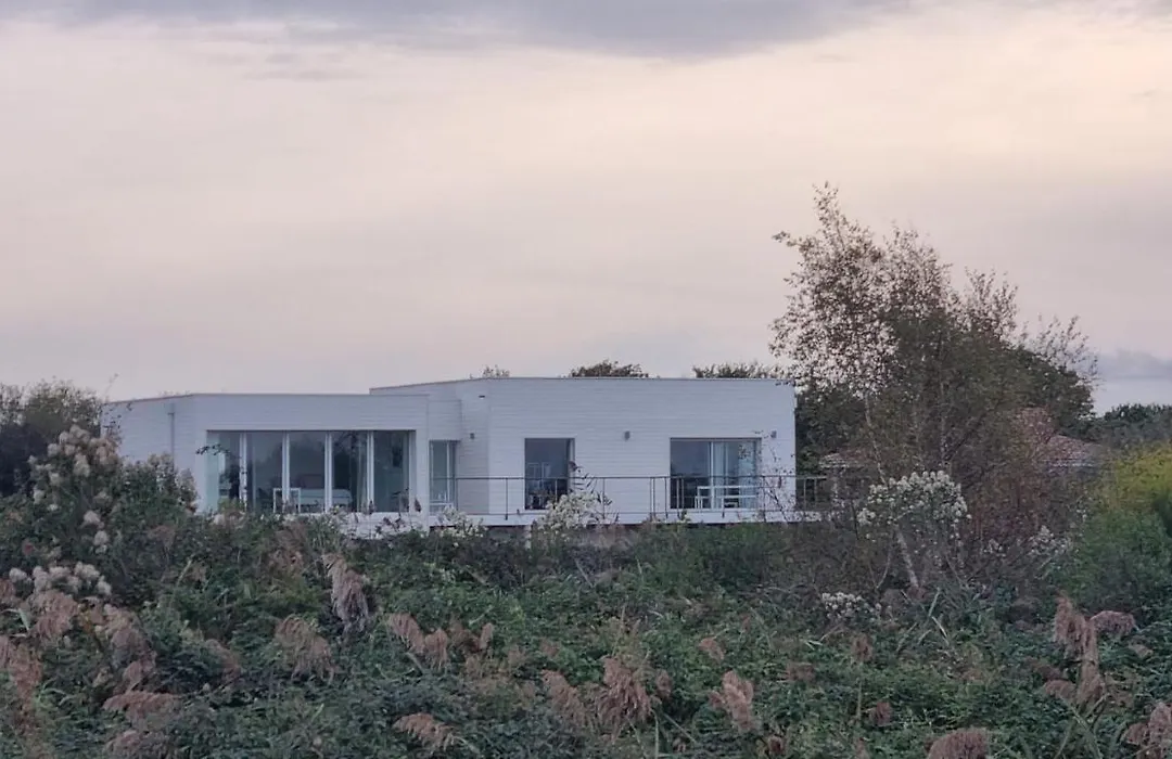 Le Pilotis-1